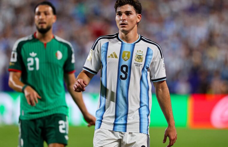 Transfert de Julian Alvarez : le psg et le barça en concurrence
