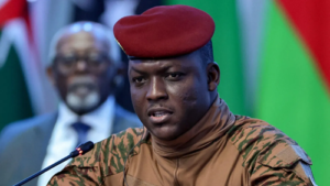 Burkina Faso : la junte d&rsquo;Ibrahim Traoré s&rsquo;inspire des régimes soviétique et nord-coréen