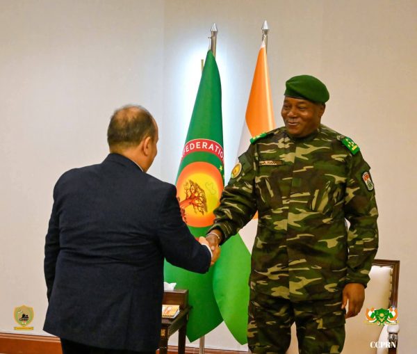 Rencontre historique entre Niamey et Alger pour booster la coopération africaine