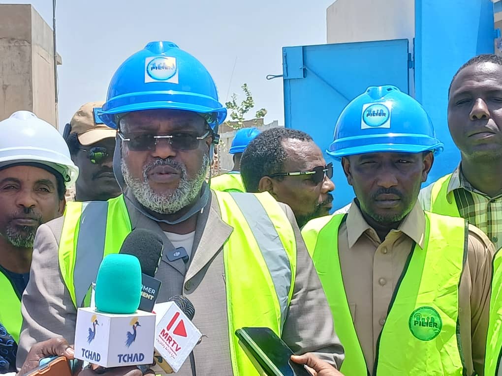 N&rsquo;Djamena : le ministre de l&rsquo;habitat inspecte les ouvrages de lutte contre les inondations