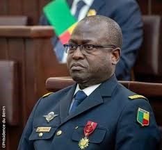Général Djimon Dieudonné Tévoèdjrè, commandant de la Garde républicaine