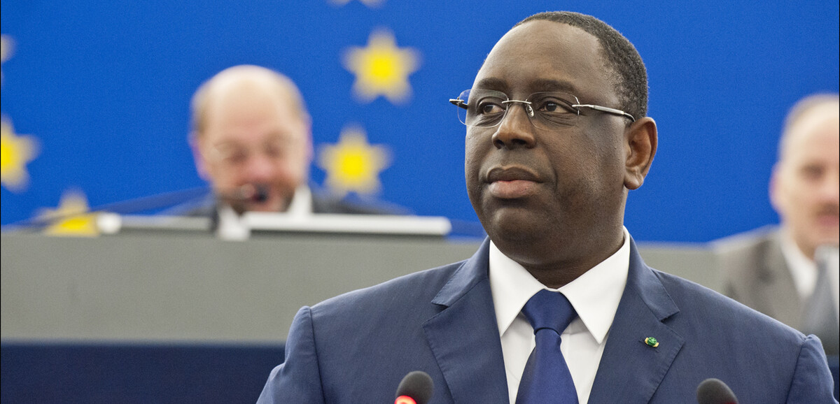 Retour de macky sall à Dakar : une polémique enflamme le Sénégal
