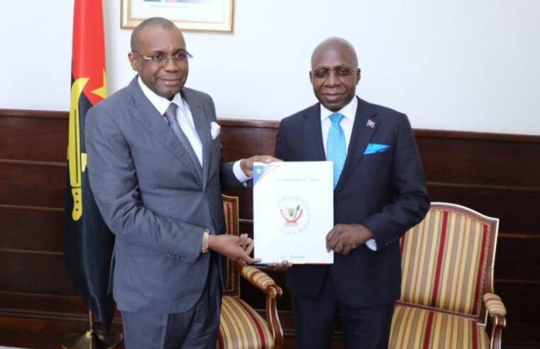 Diplomatie congolaise : Tshisekedi envoie un message fort à Lourenço en pleine crise régionale