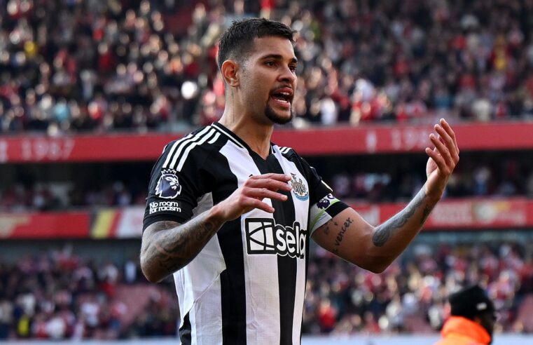 Bruno guimaraes : arsenal et newcastle dans la course au milieu brésilien