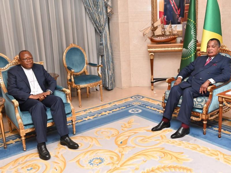 Ambongo et sassou nguesso échangent sur la crise en RDC : conseils pour une sortie de crise