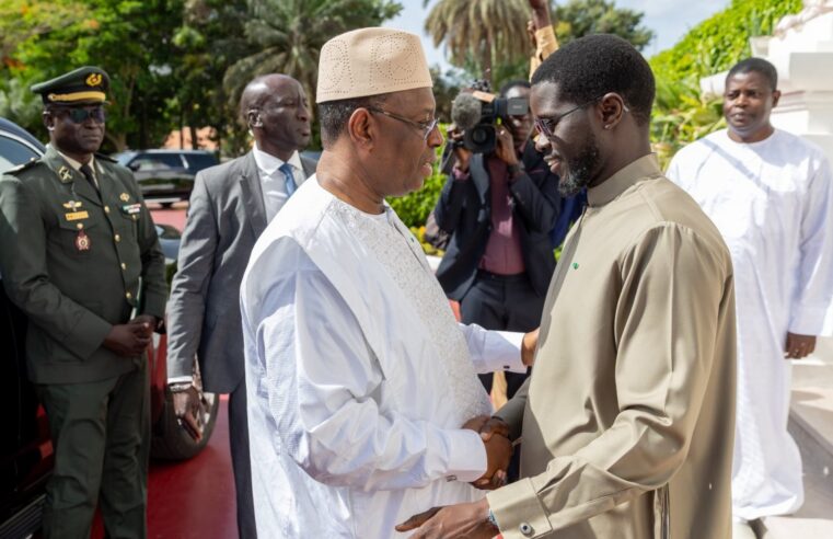 Sénégal: Les coulisses du tête-à-tête historique entre Bassirou Diomaye Faye et Macky Sall à Dakar