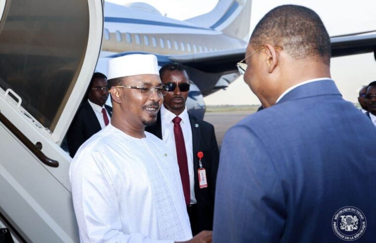 Retour du président du Tchad après une mission diplomatique aux émirats arabes unis