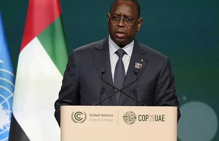 Rencontre historique à Dakar entre l&rsquo;ex-président Macky Sall et Diomaye Faye