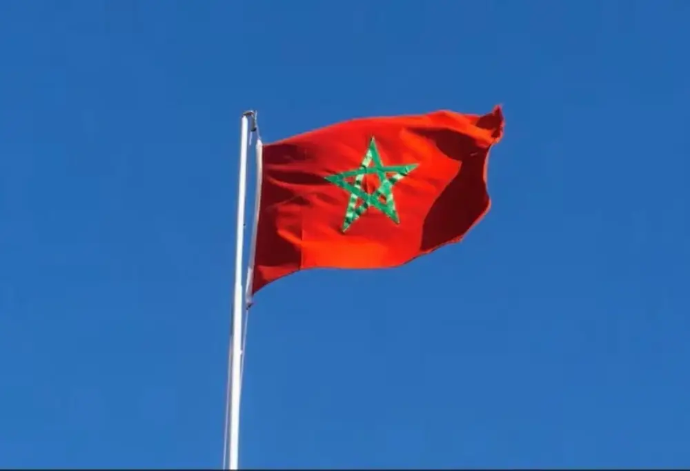 Insultes contre le drapeau marocain : l&rsquo;ambassade réagit après des incidents à aubervilliers