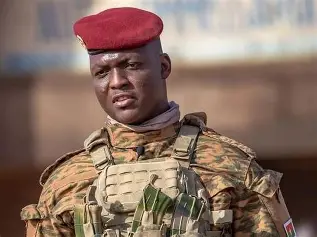 Ibrahim Traoré et l&rsquo;isolement progressif du pouvoir au Burkina Faso