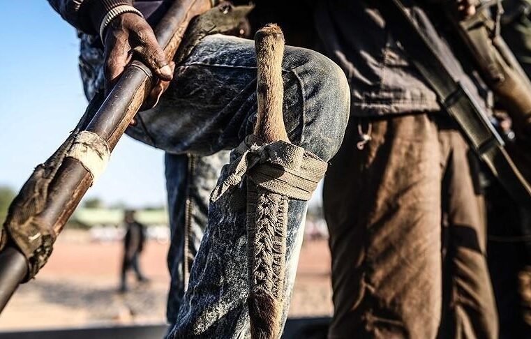 Burkina Faso : bilan lourd après des attaques jihadistes simultanées