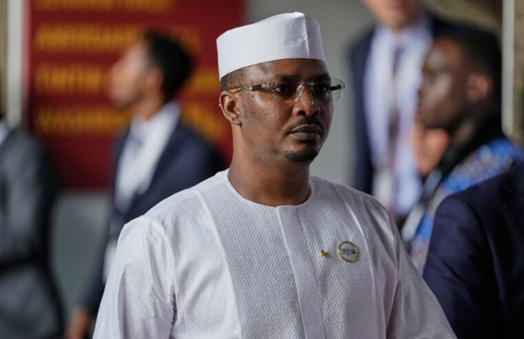 Tchad abandonne la cour pénale internationale : tensions et conséquences
