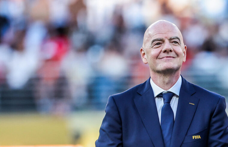 Gianni infantino célèbre l&rsquo;argentine après son parcours en coupe du monde