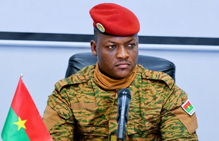 Burkina Faso : comment le régime de Traoré étouffe les médias indépendants