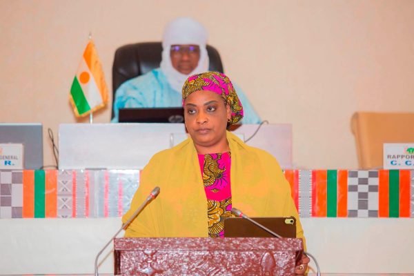 Réforme de la fonction publique au Niger : 16 500 dossiers d&rsquo;agents déjà numérisés