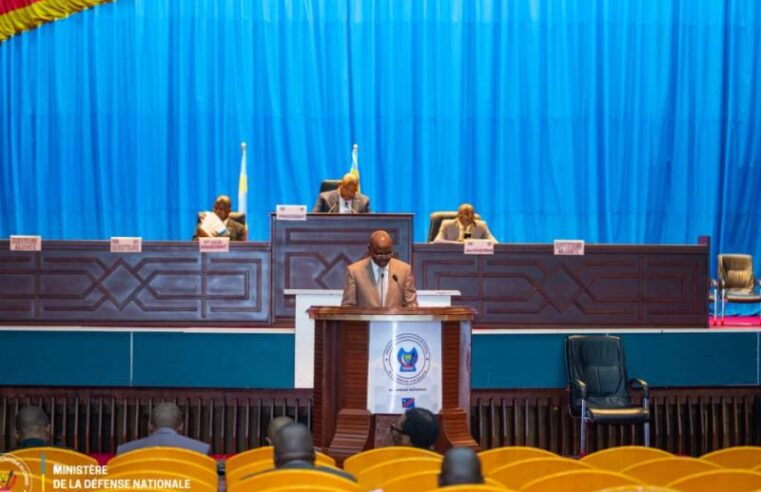 Assemblée nationale de rdc examine le projet de loi militaire 2027-2030