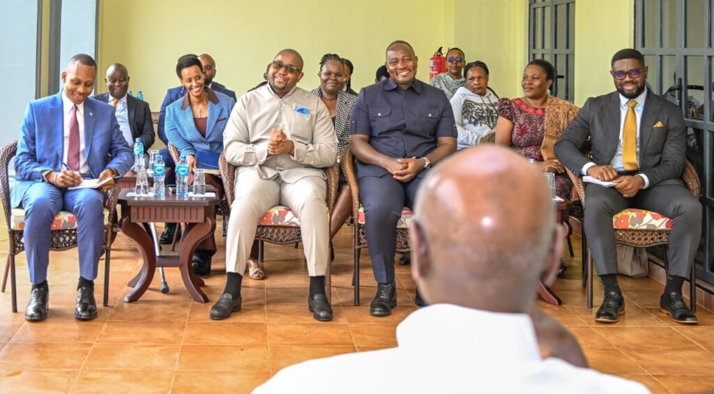 Tshisekedi envoie son représentant pour renforcer la coopération avec l&rsquo;Ouganda