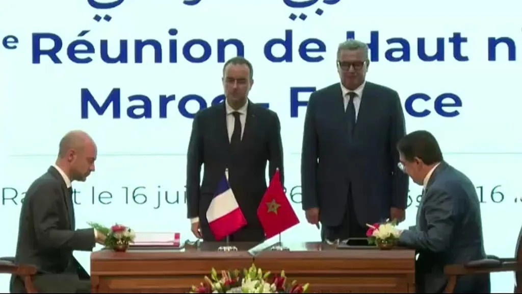 Le Maroc signe 14 accords de coopération avec la France
