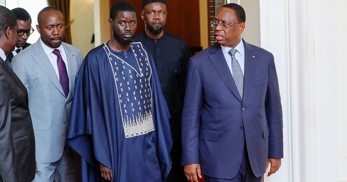 Retour surprise de Macky Sall au Sénégal : entre tensions politiques et ambitions internationales