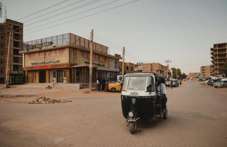 Blocus jihadiste au Mali : Bamako et Manantali sous la menace économique