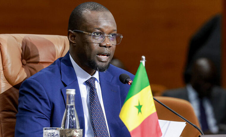 Sénégal : les critiques acerbes d’Ousmane Sonko envers le président Diomaye Faye
