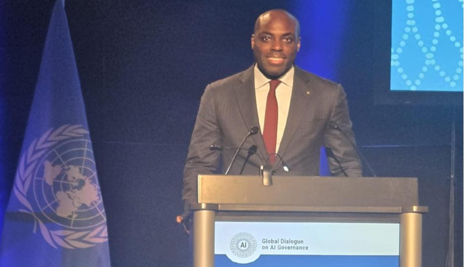 Le Gabon défend une intelligence artificielle centrée sur l&rsquo;humain lors du dialogue mondial