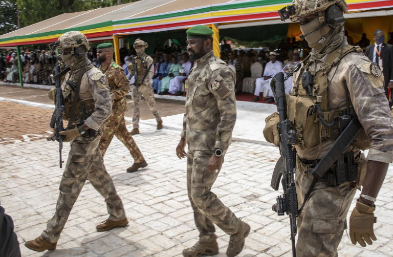 Mali : entre avancées militaires à Bamako et pression terroriste persistante au centre