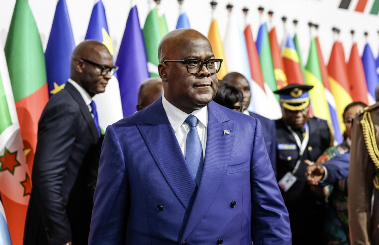 L&rsquo;opposition, la rue et l&rsquo;Eglise pour barrer Tshisekedi
