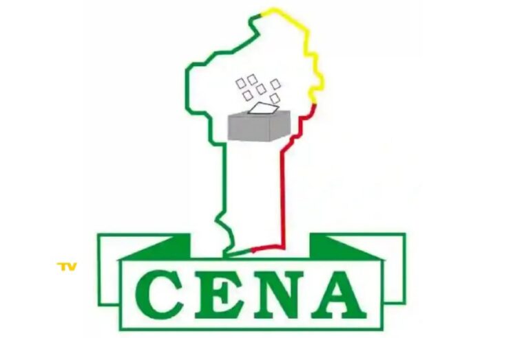 Formation en intelligence artificielle : les experts de la CENA du Bénin se forment en Inde