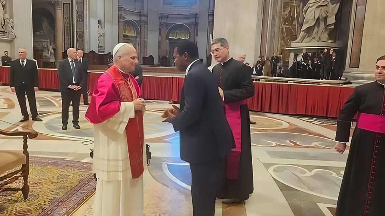 Paul atanga nji, une figure spirituelle et politique au Cameroun