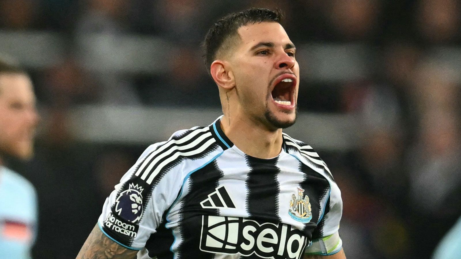 Bruno guimaraes prêt à rejoindre arsenal après accord avec newcastle
