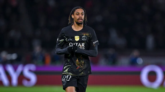 Bradley Barcola en action avec le PSG