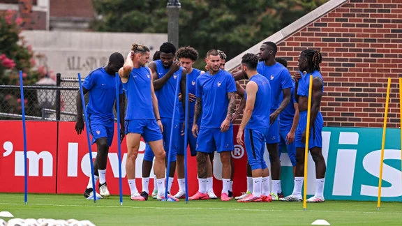Lucas Digne, latéral gauche, en action