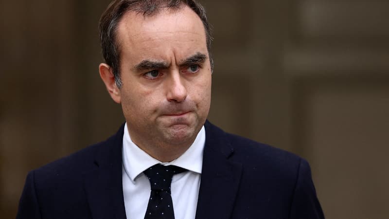 Premier ministre Sébastien Lecornu lors d'une réunion à Matignon