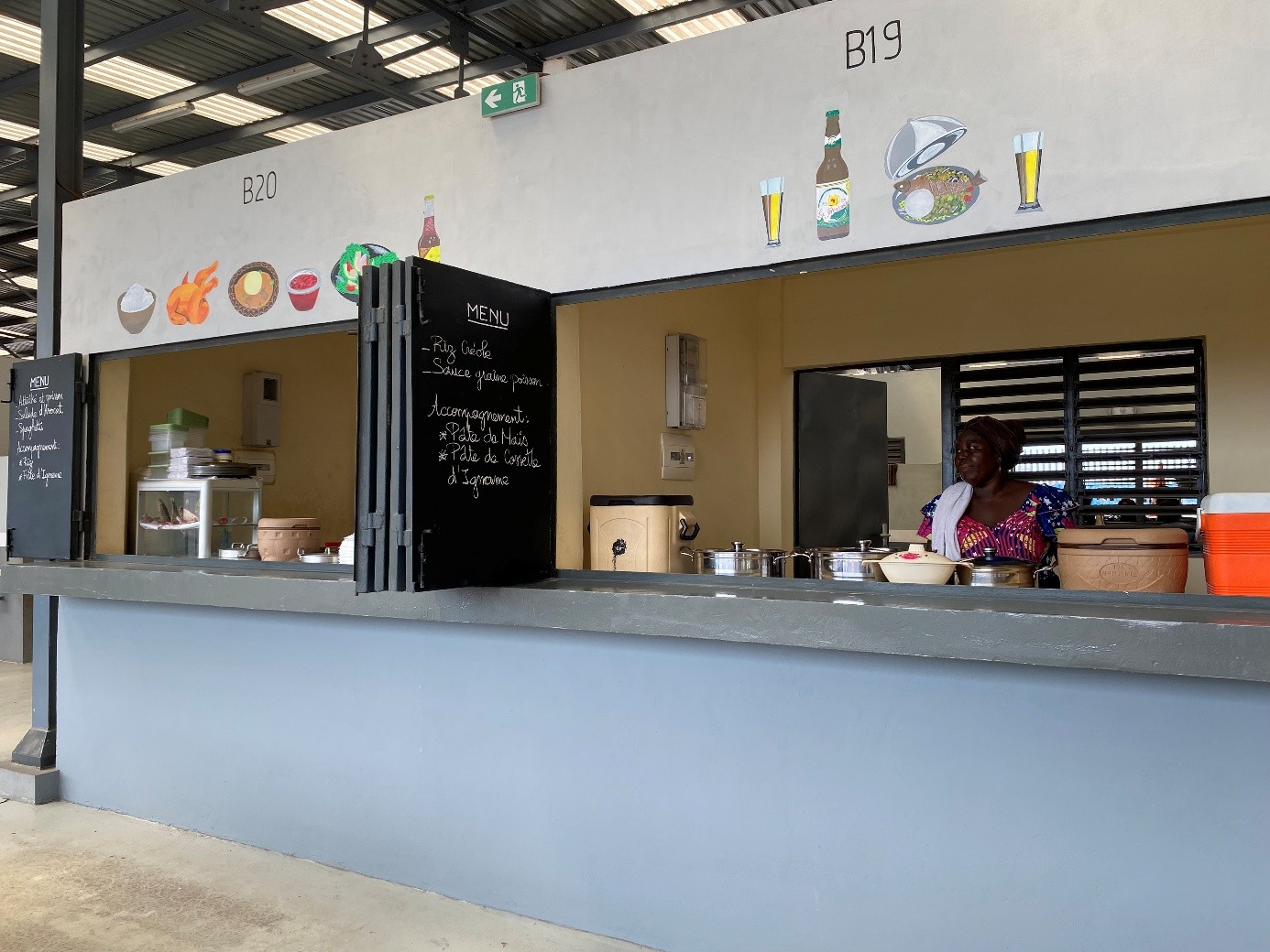 Cotonou améliore hygiène et sécurité alimentaire pour les vendeurs ambulants du port