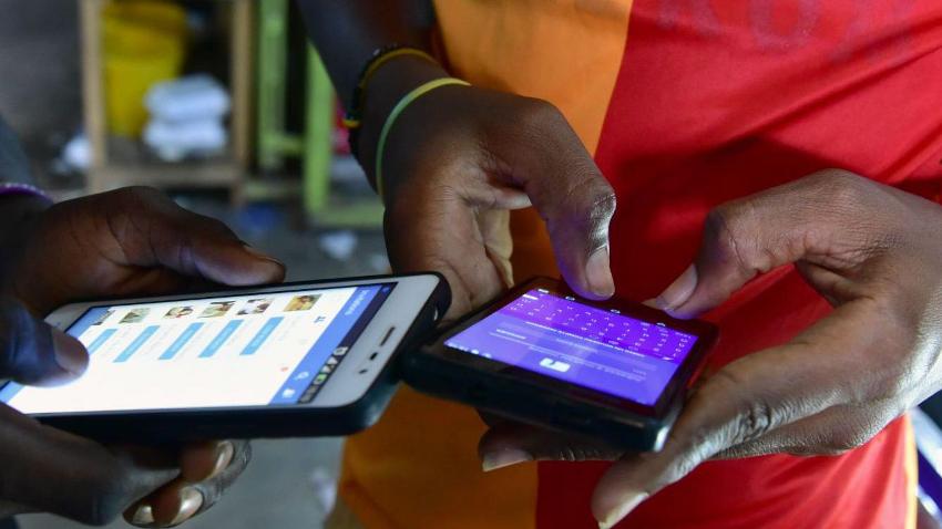Gabon : la guerre des opinions enflamme les réseaux sociaux avant l&rsquo;indépendance