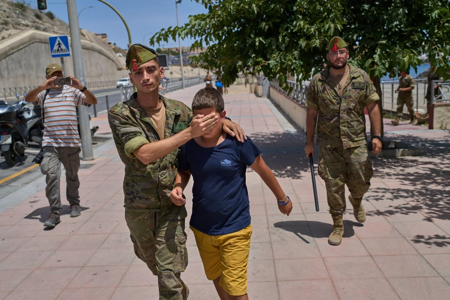 Mineurs marocains à Ceuta : les défis d&rsquo;un retour encadré par le droit
