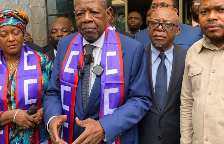 Lambert Mende défend la continuité de Tshisekedi face à l&rsquo;agression rwandaise en RDC