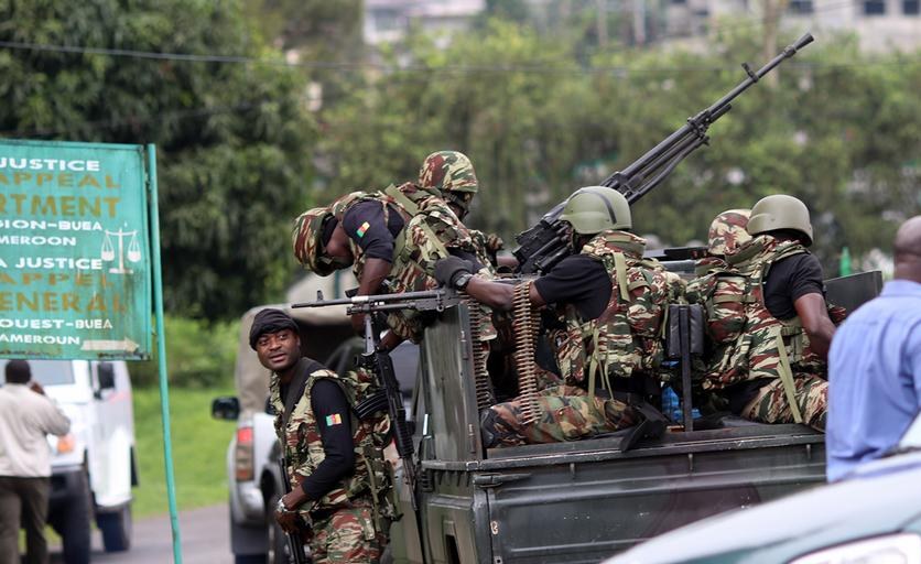 Cameroun : l&rsquo;armée se militarise-t-elle sous une succession incertaine ?