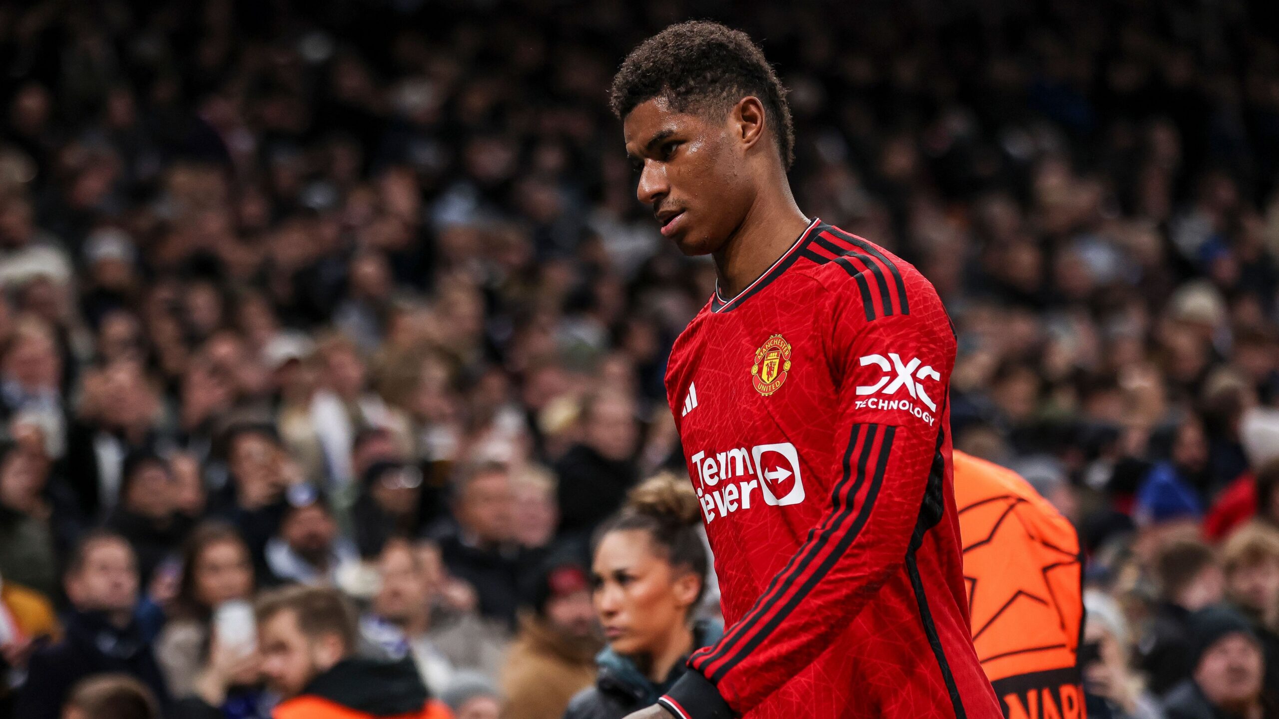 Ratcliffe met fin aux projets de départ de rashford vers six clubs anglais