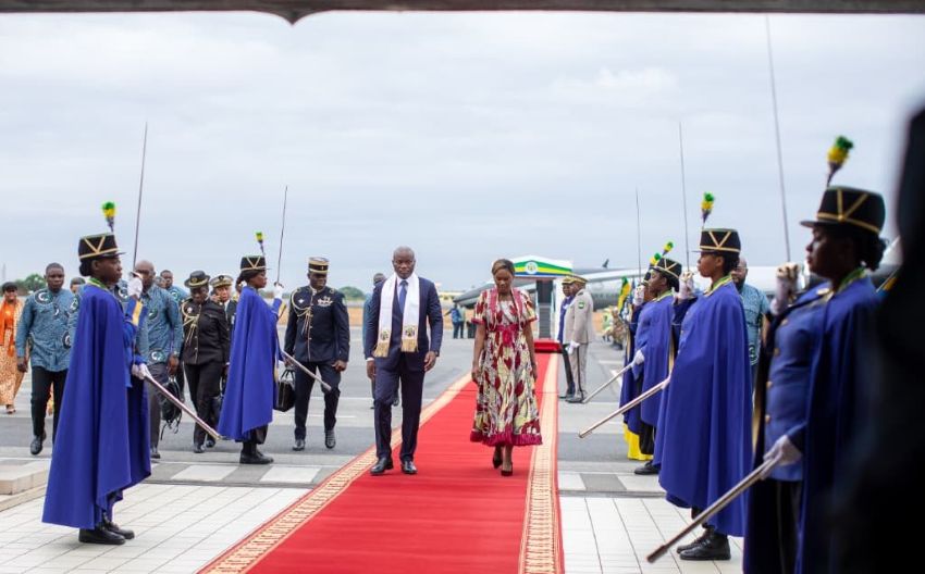 Retour du président gabonais à Libreville après sa tournée africaine